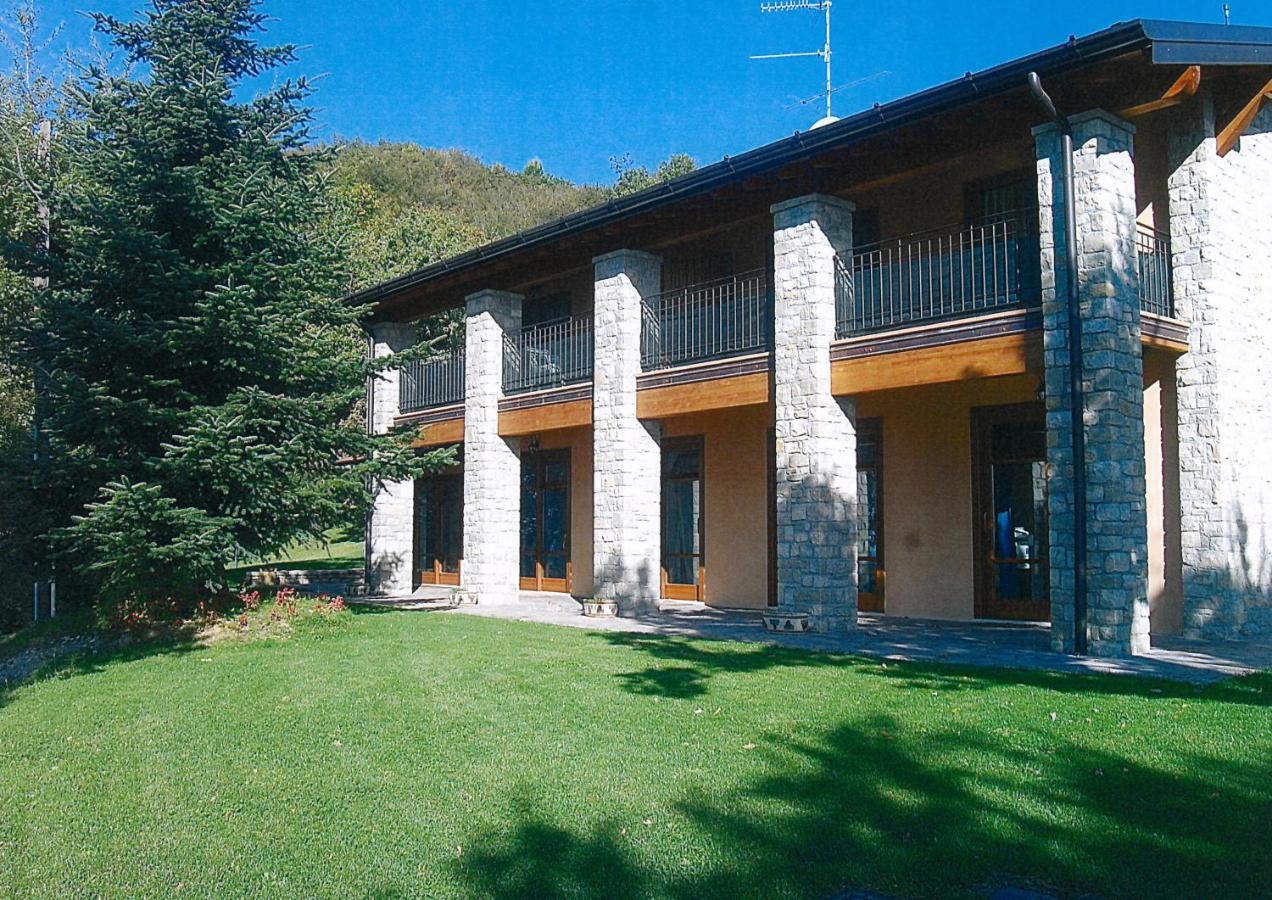 La Fiocchina - Magic Place - Apartments & Studios In Garda Lake - Countryside Farmhouse, Inside The Middle Of The Lake Salò Eksteriør bilde