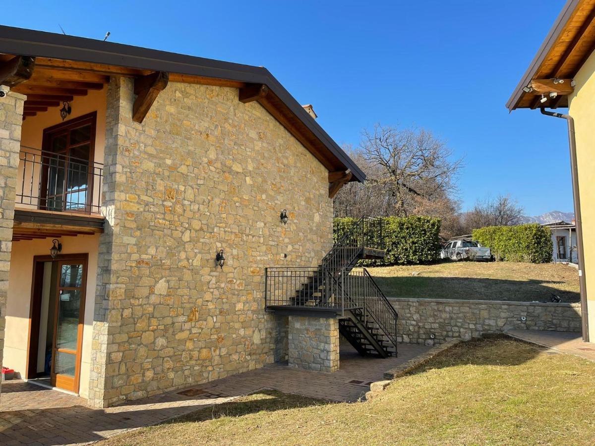 La Fiocchina - Magic Place - Apartments & Studios In Garda Lake - Countryside Farmhouse, Inside The Middle Of The Lake Salò Eksteriør bilde