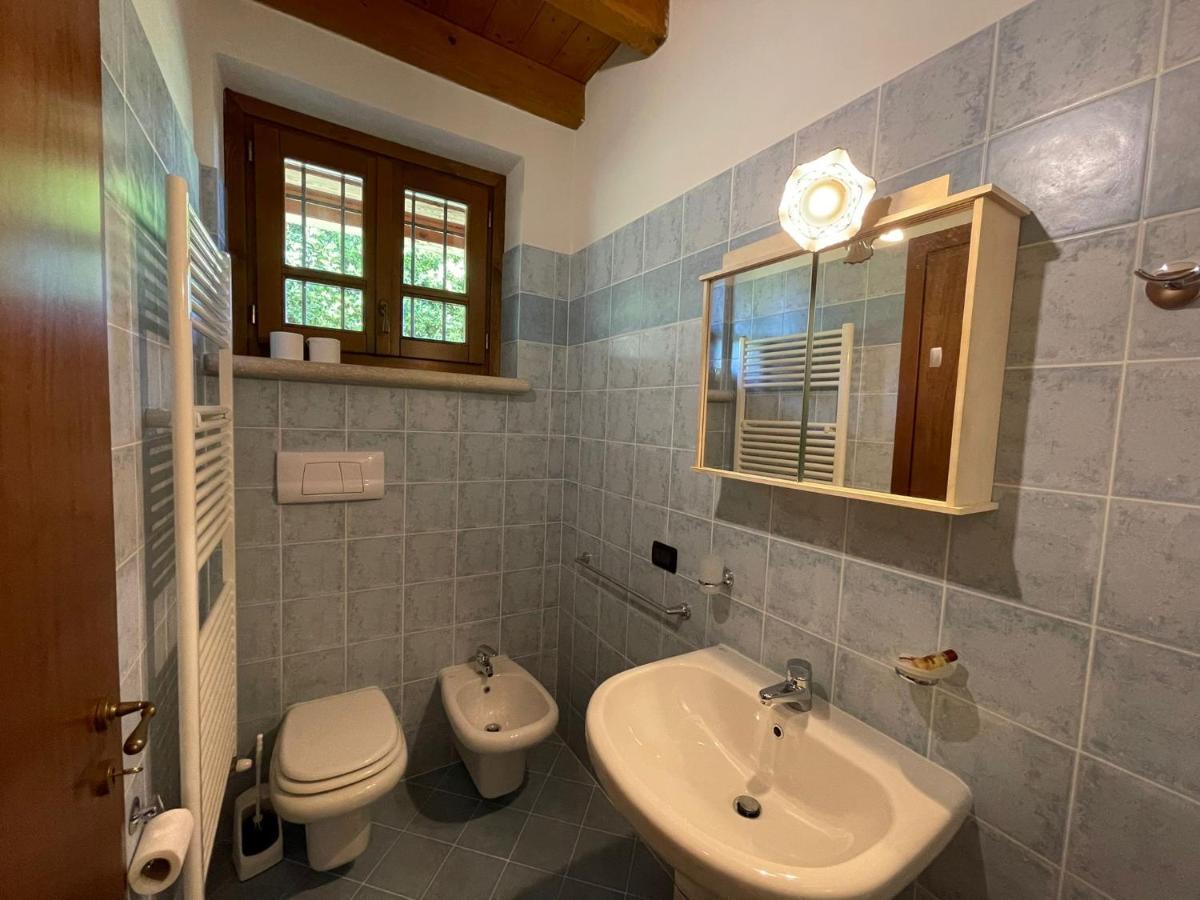 La Fiocchina - Magic Place - Apartments & Studios In Garda Lake - Countryside Farmhouse, Inside The Middle Of The Lake Salò Eksteriør bilde