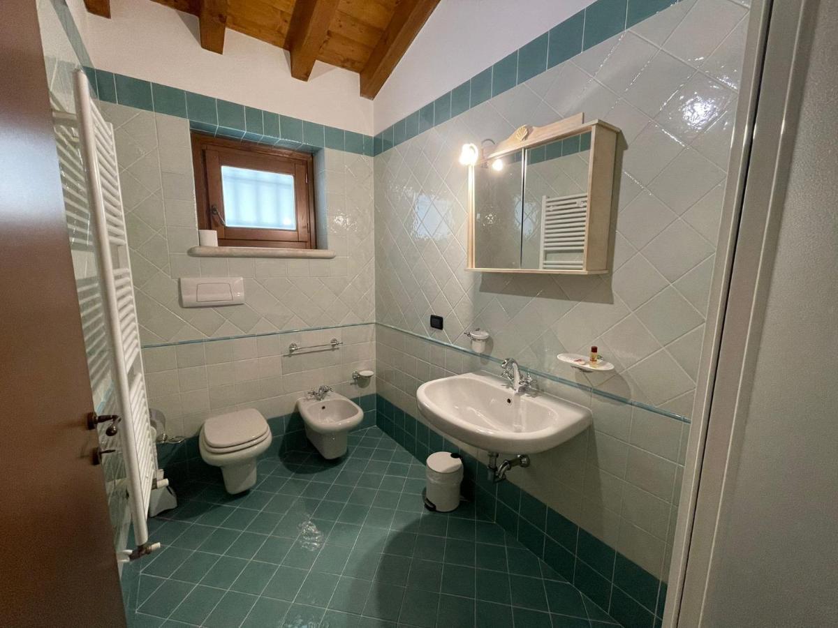 La Fiocchina - Magic Place - Apartments & Studios In Garda Lake - Countryside Farmhouse, Inside The Middle Of The Lake Salò Eksteriør bilde