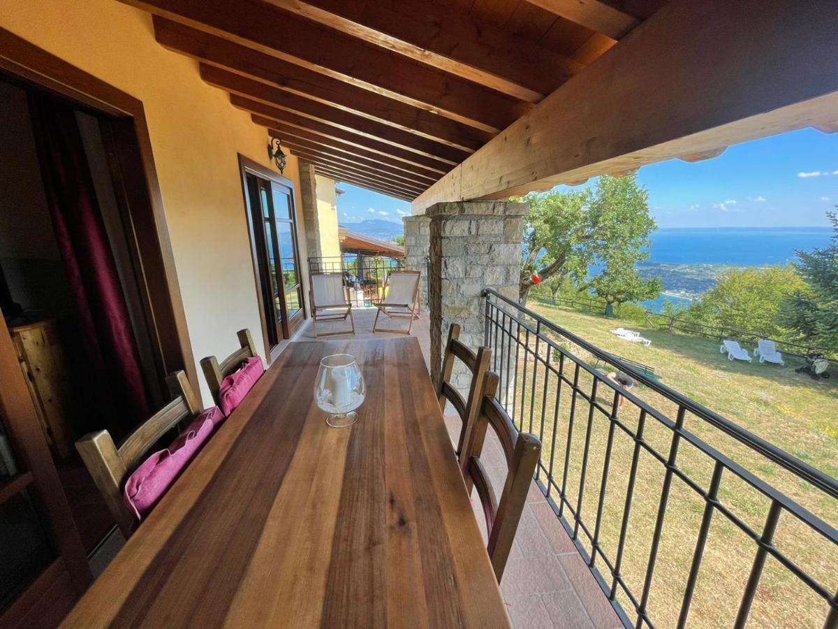 La Fiocchina - Magic Place - Apartments & Studios In Garda Lake - Countryside Farmhouse, Inside The Middle Of The Lake Salò Eksteriør bilde