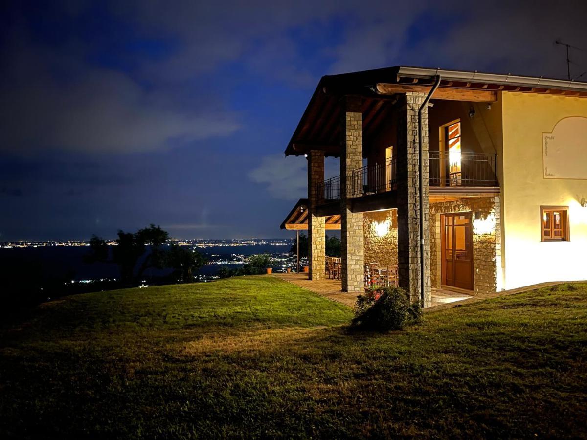 La Fiocchina - Magic Place - Apartments & Studios In Garda Lake - Countryside Farmhouse, Inside The Middle Of The Lake Salò Eksteriør bilde