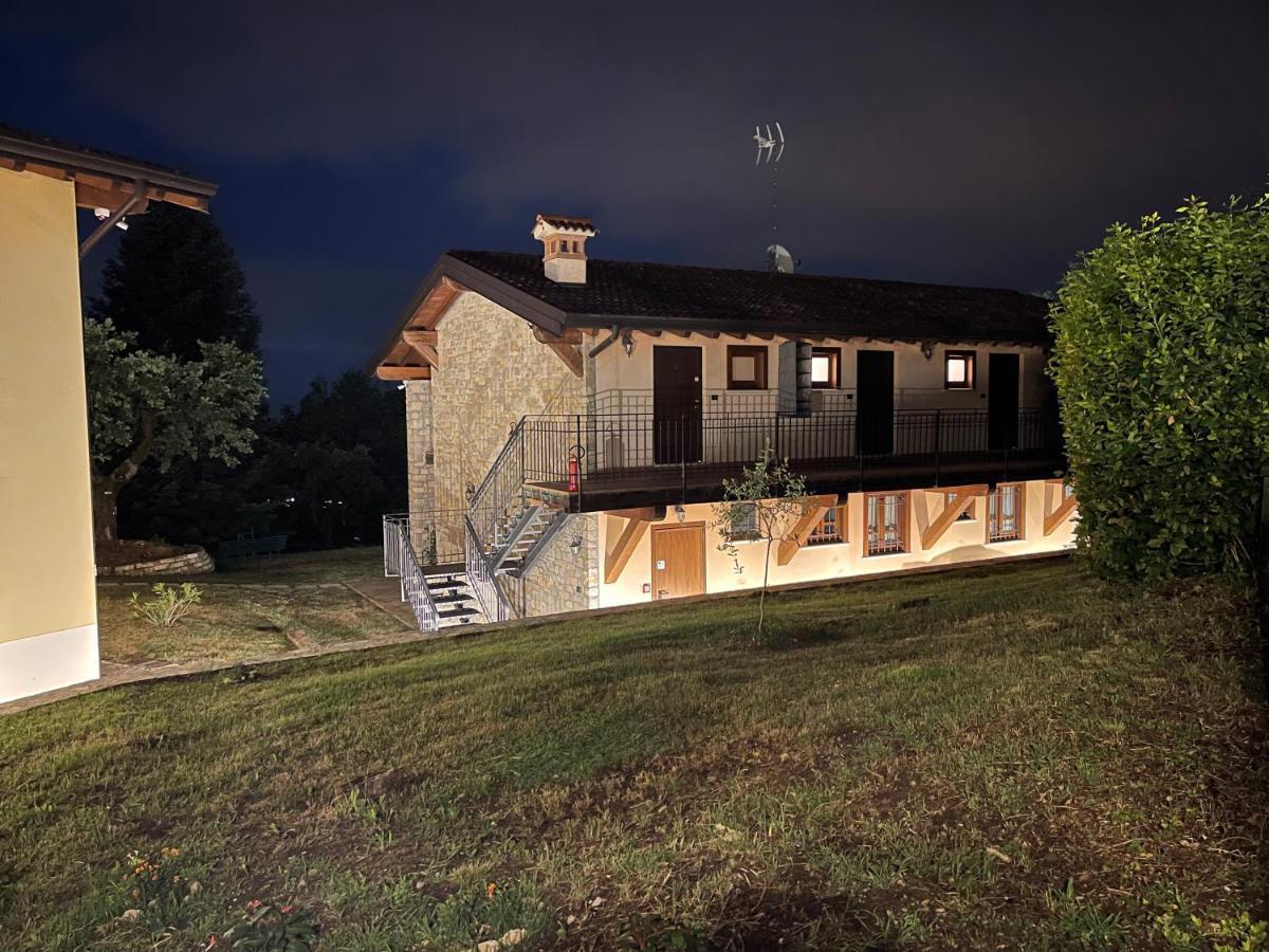 La Fiocchina - Magic Place - Apartments & Studios In Garda Lake - Countryside Farmhouse, Inside The Middle Of The Lake Salò Eksteriør bilde